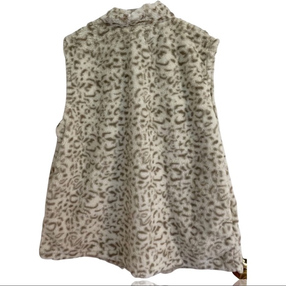 Vest - Picture 4 of 6